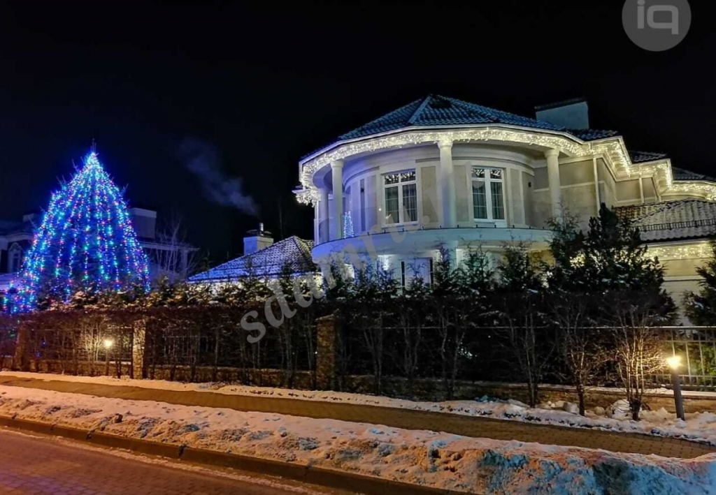 Новогоднее освещение домов, украшение дома к Новому году гирляндами